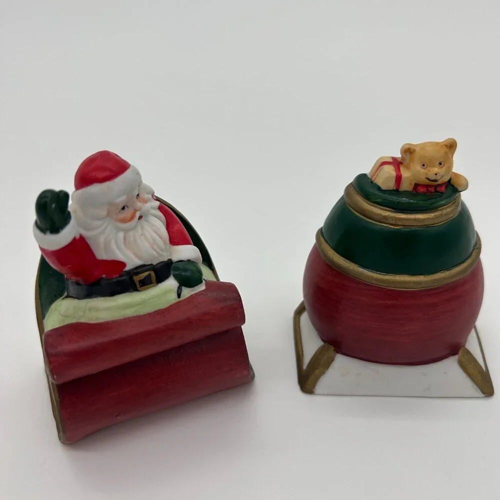 Vintage Santa‎ Is Coming To Town Christmas Condiment Set JSNY Fine Porcelain